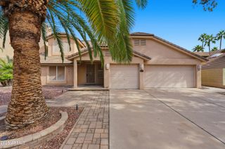 4702 E CARMEN Street, Phoenix, AZ 85044