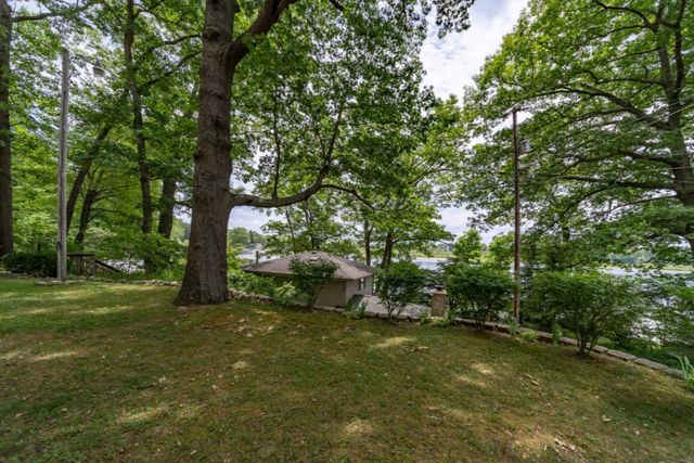 51000 Maple Road, Marcellus, MI 49067