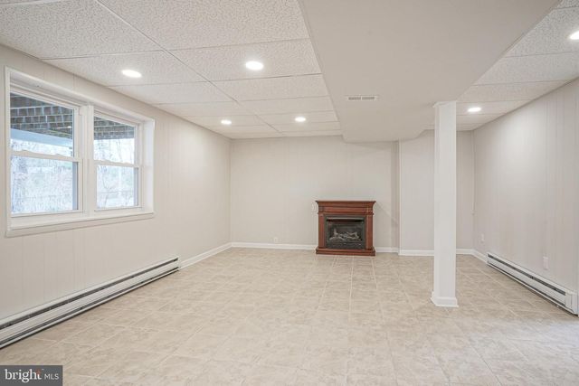 3 ALBERTS AVE, Sicklerville, NJ 08081