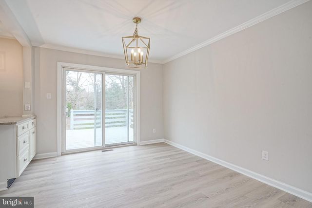 3 ALBERTS AVE, Sicklerville, NJ 08081