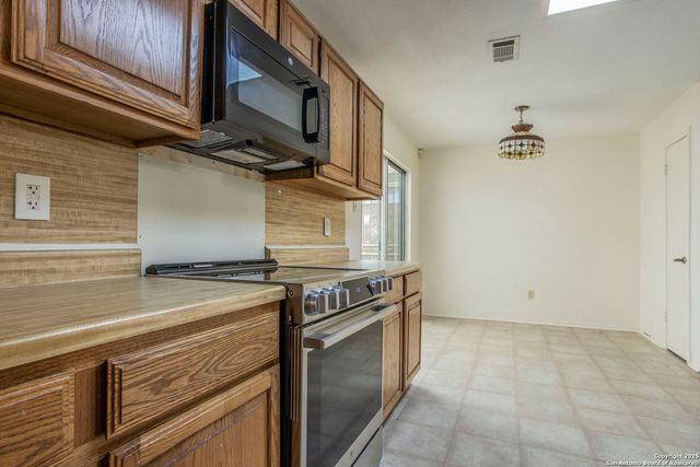 14930 Tropical Storm, San Antonio, TX 78233