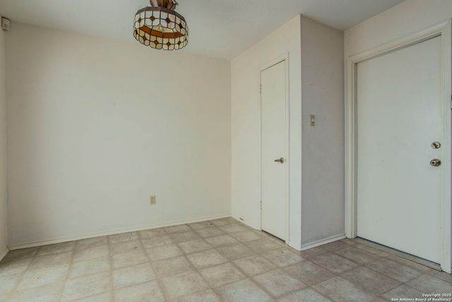 14930 Tropical Storm, San Antonio, TX 78233