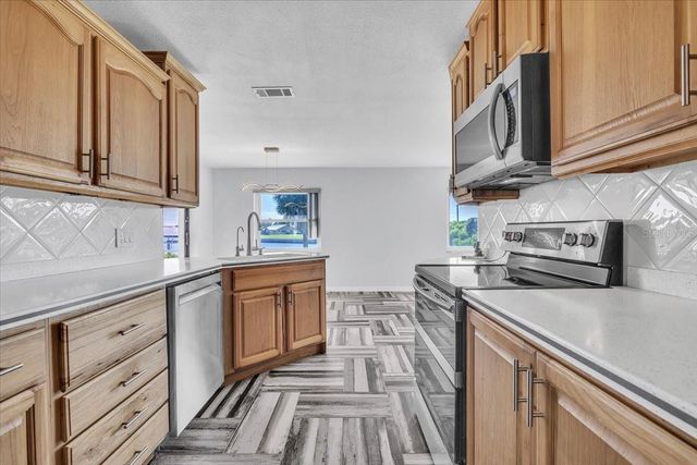 795 S ELLICOTT CIRCLE, Port Charlotte, FL 33952