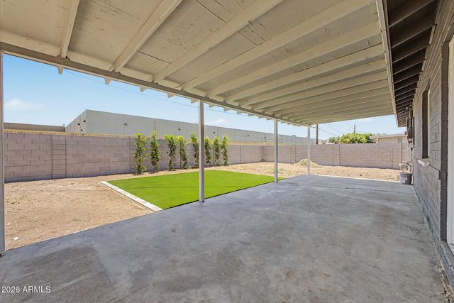 4437 E ALMERIA Road, Phoenix, AZ 85008