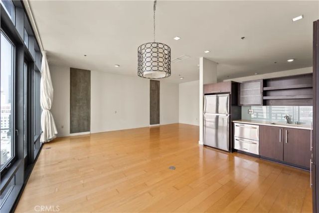 1100 S Hope 1704, Los Angeles, CA 90015