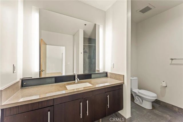 1100 S Hope 1704, Los Angeles, CA 90015