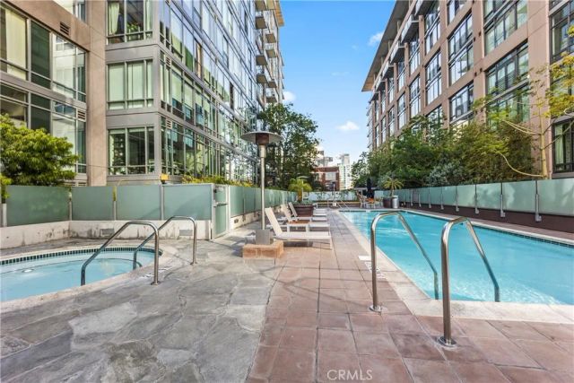 1100 S Hope 1704, Los Angeles, CA 90015