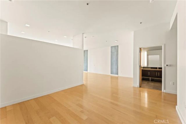 1100 S Hope 1704, Los Angeles, CA 90015