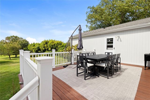 331 Third Beach Road, Middletown, RI 02842