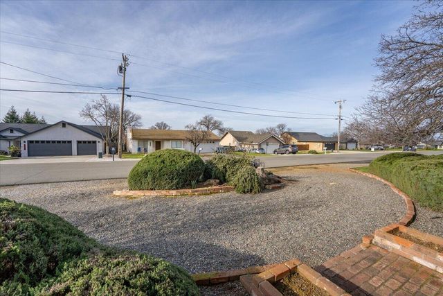 19374 Bonanza King Drive, Cottonwood, CA 96022