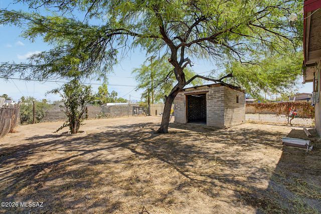 120 W 35th Street, Tucson, AZ 85713