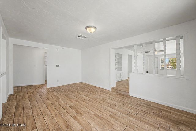 120 W 35th Street, Tucson, AZ 85713