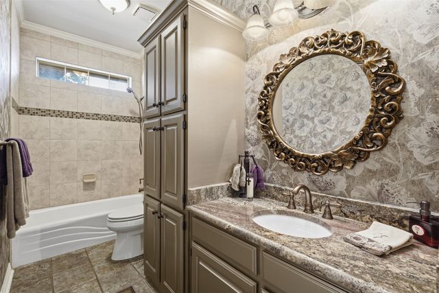 6009 Wallace Meadows Court, Arlington, TX 76001