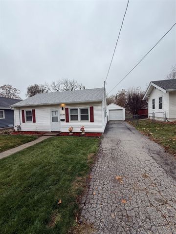3220 Cornell Street, Des Moines, IA 50313