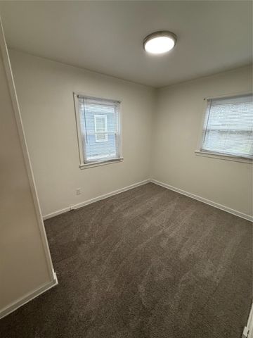 3220 Cornell Street, Des Moines, IA 50313