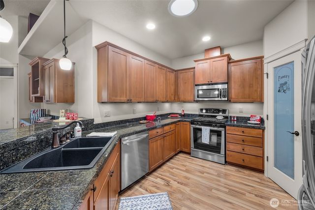 7109 NE 57th Street, Vancouver, WA 98661