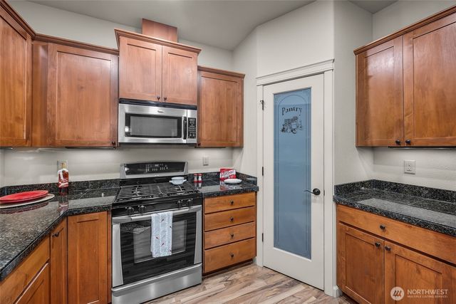 7109 NE 57th Street, Vancouver, WA 98661