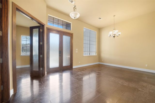 2450 Great Oaks DR, San Marcos, TX 78666