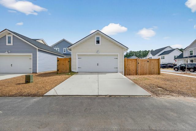 1014 Shore Lap Street, Summerville, SC 29485