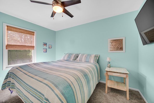 2342 Westwood Lane, Chesterton, IN 46304