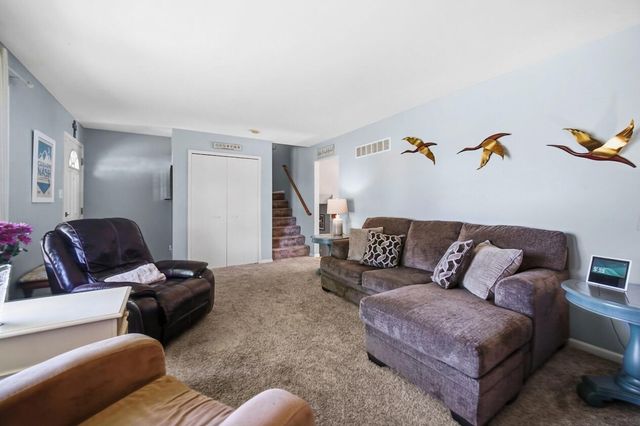 2342 Westwood Lane, Chesterton, IN 46304