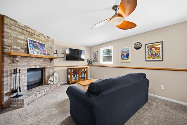 2342 Westwood Lane, Chesterton, IN 46304