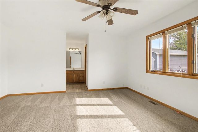 1816 Doris Road, Lake Holiday, IL 60548