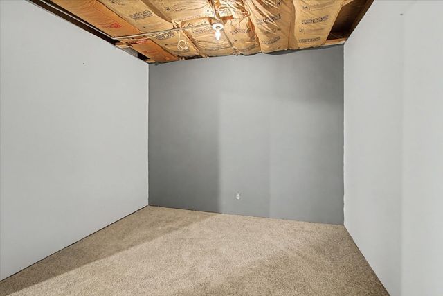 1816 Doris Road, Lake Holiday, IL 60548