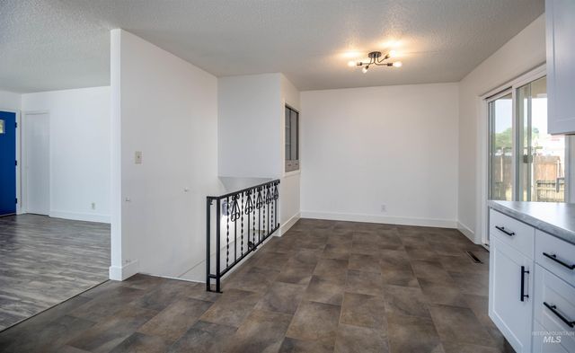 105 N Stinson, Nampa, ID 83651