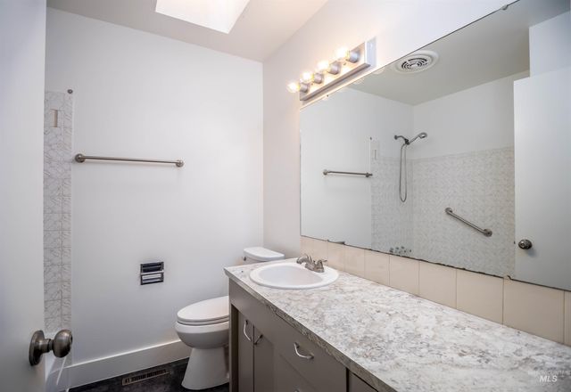 105 N Stinson, Nampa, ID 83651