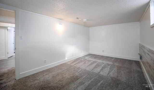105 N Stinson, Nampa, ID 83651