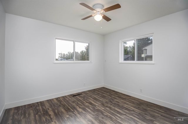 105 N Stinson, Nampa, ID 83651