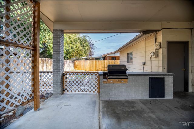 105 N Stinson, Nampa, ID 83651
