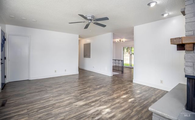 105 N Stinson, Nampa, ID 83651