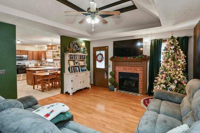 2605 W Garton Road, Ozark, MO 65721