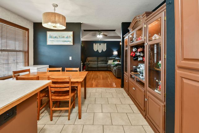 2605 W Garton Road, Ozark, MO 65721