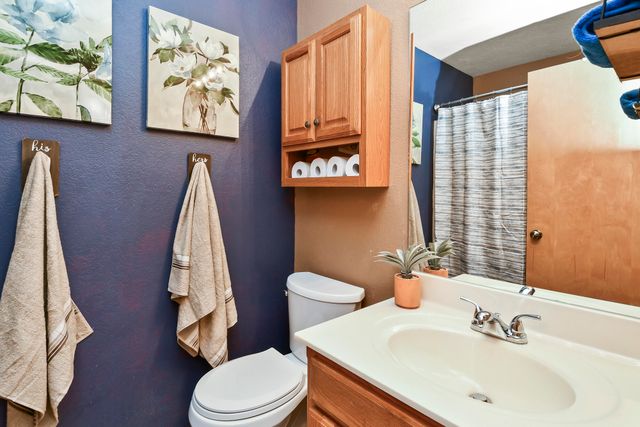 2605 W Garton Road, Ozark, MO 65721