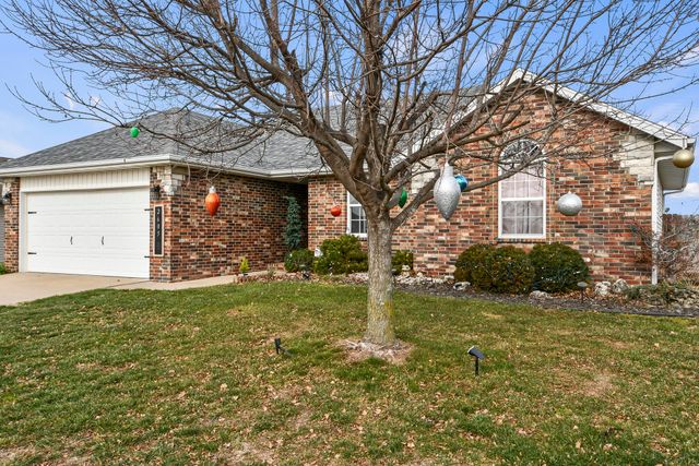 2605 W Garton Road, Ozark, MO 65721