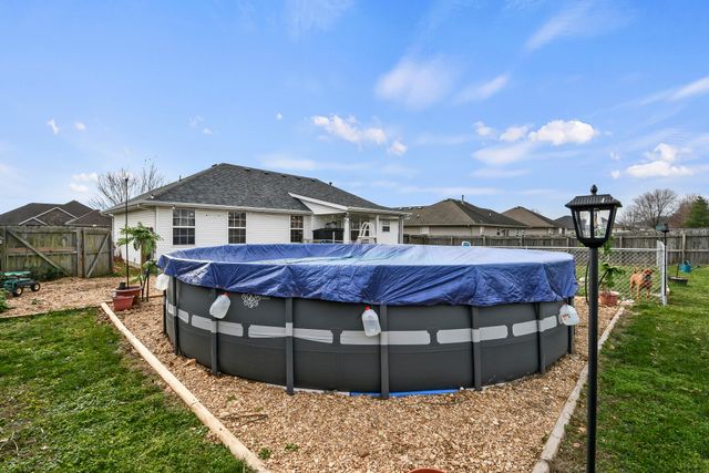 2605 W Garton Road, Ozark, MO 65721