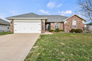 2605 W Garton Road, Ozark, MO 65721