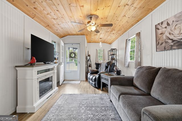 101 Siesta Lane, Lavonia, GA 30553