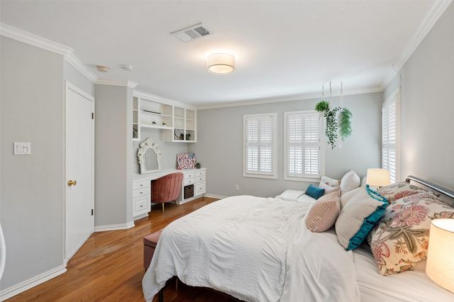 1411 W 10th ST, Austin, TX 78703