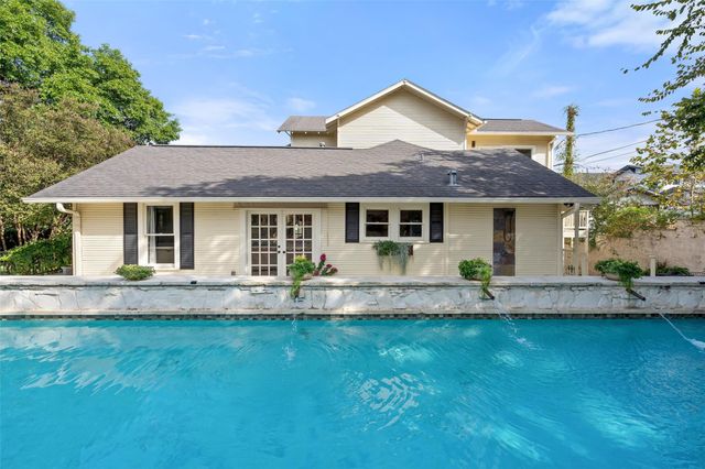 1411 W 10th ST, Austin, TX 78703