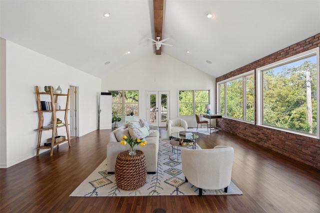 1411 W 10th ST, Austin, TX 78703