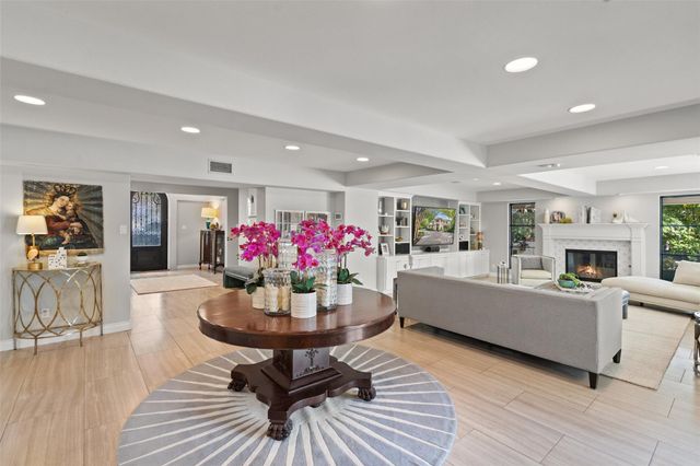 1411 W 10th ST, Austin, TX 78703