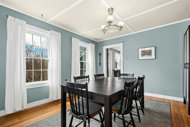 64 W Main St, Hopkinton, MA 01748