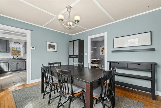 64 W Main St, Hopkinton, MA 01748