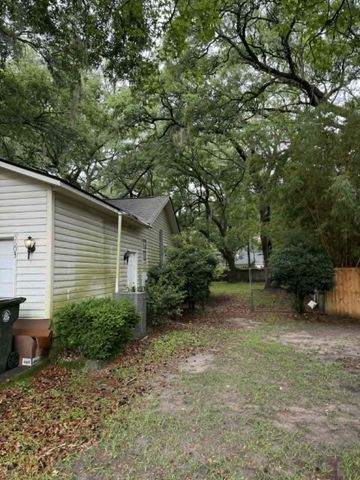 3603 Walkers Ferry Lane, Johns Island, SC 29455