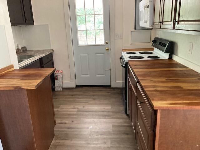 2762 W Surrey Drive, North Charleston, SC 29405