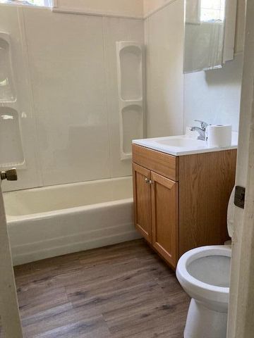 2762 W Surrey Drive, North Charleston, SC 29405